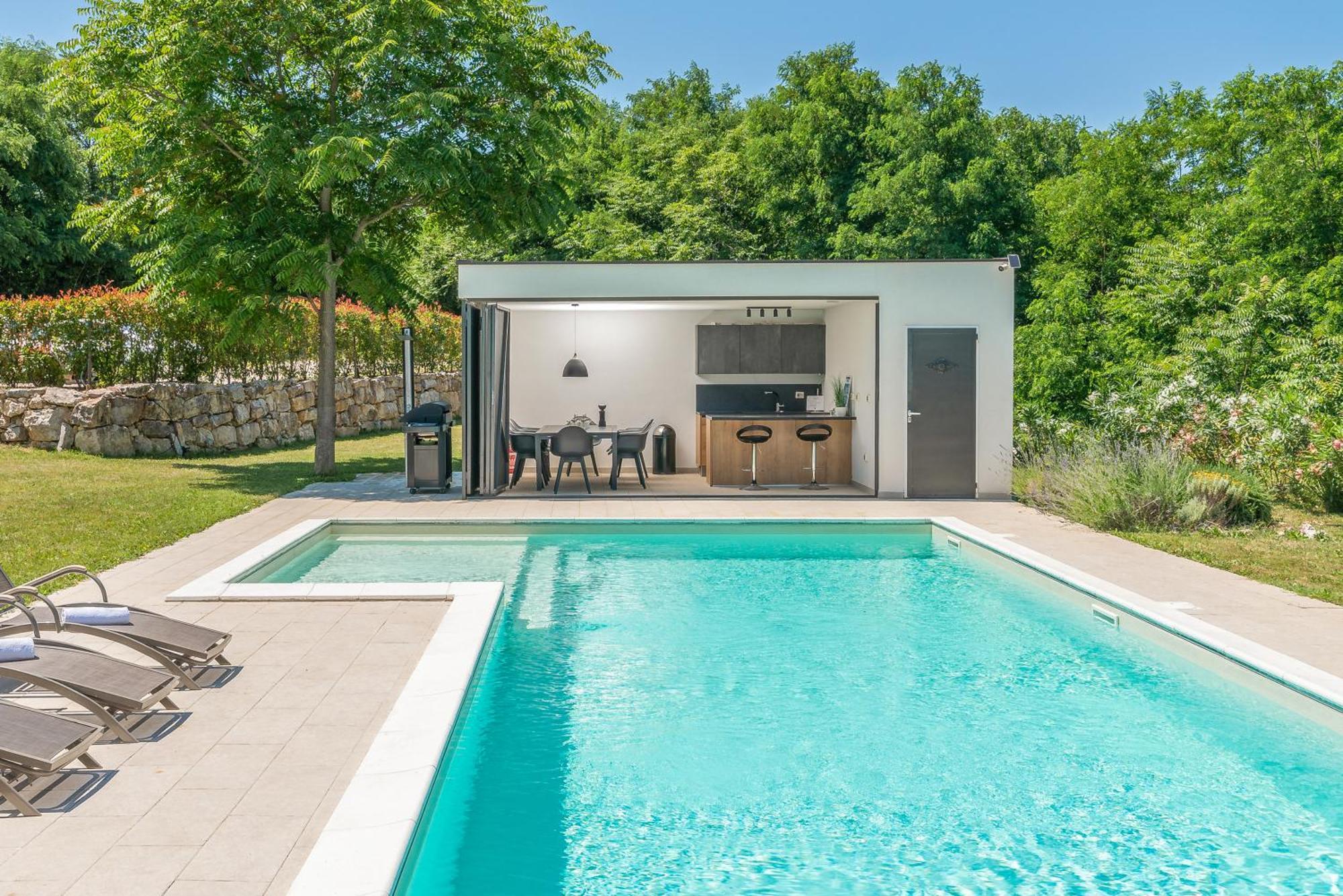 Villas Martincici With Large Pool Groznjan Exterior photo