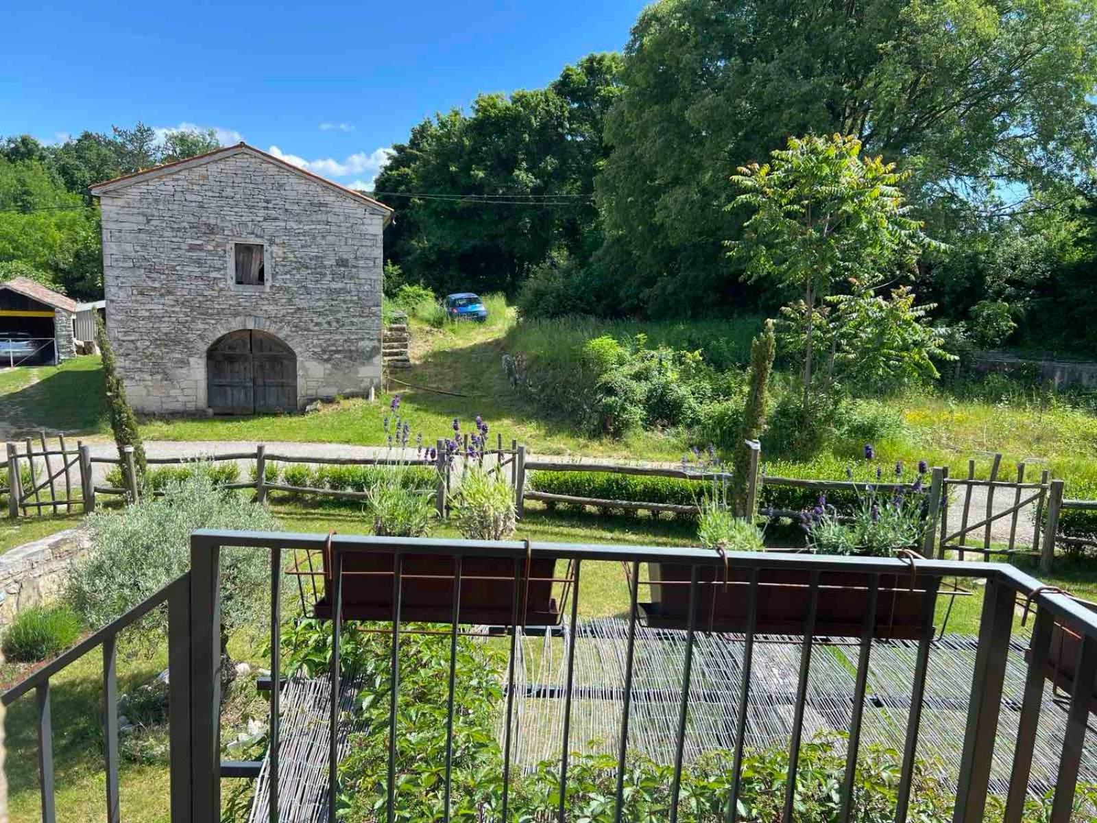 Villas Martincici With Large Pool Groznjan Exterior photo
